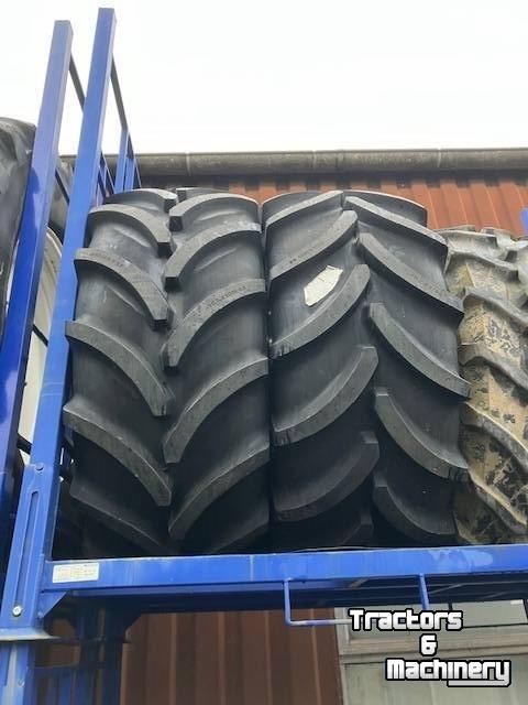 Wielen, Banden, Velgen & Afstandsringen Vredestein Traxion 650/65R38 en 540/65R28
