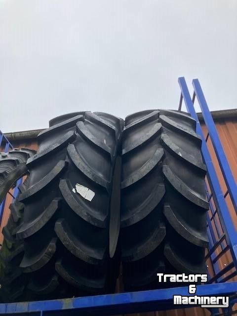 Wielen, Banden, Velgen & Afstandsringen Vredestein Traxion 650/65R38 en 540/65R28