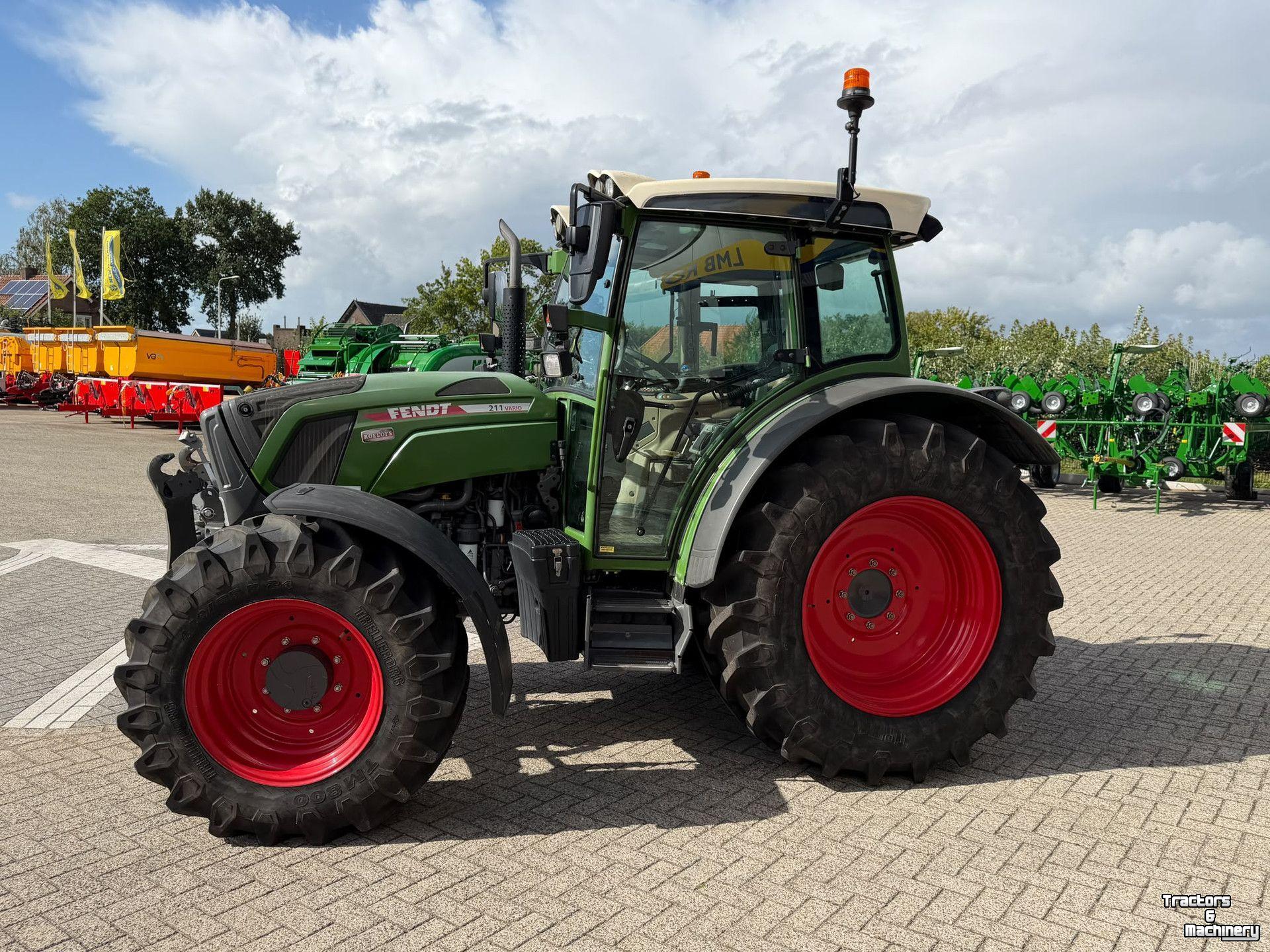 Tractor / Trekker Fendt 211 VARIO FENDT