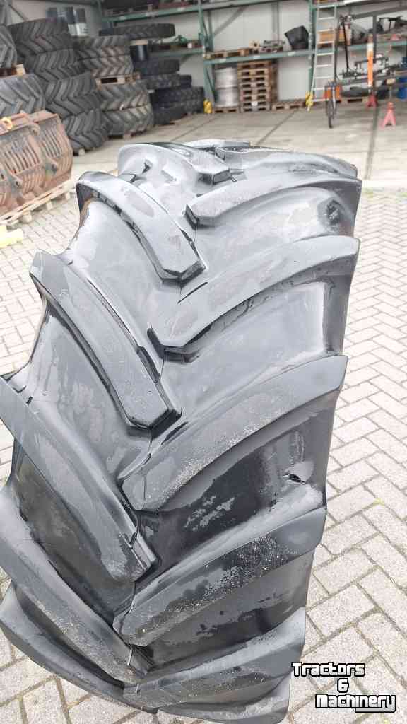 Wielen, Banden, Velgen & Afstandsringen Mitas SFT 540/65R28