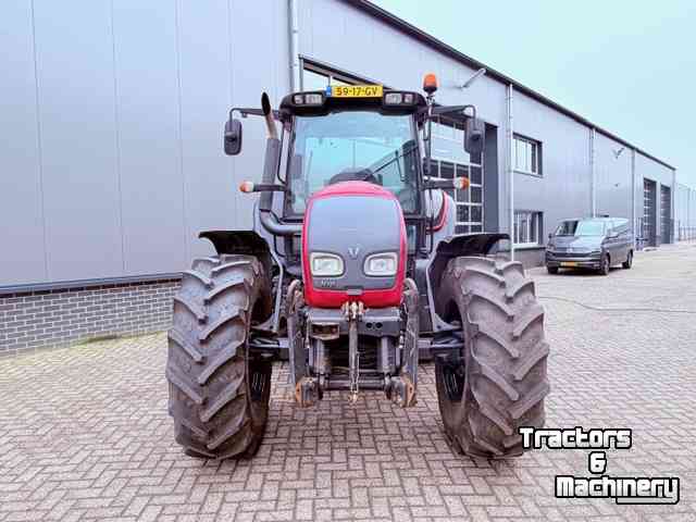 Tractor / Trekker Valtra N121 hitech, 50km, geveerd, Fronthef