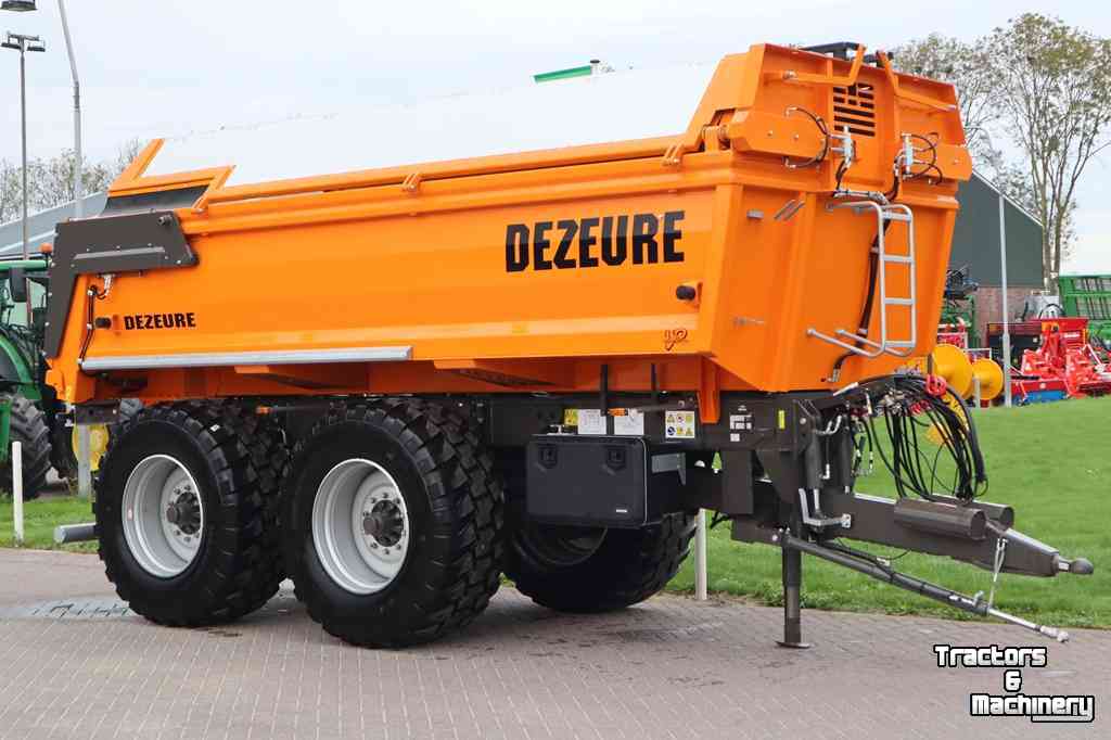 Gronddumper / Zandkipper / Grondverzetkipwagen / Dumper Dezeure TPX 26 S