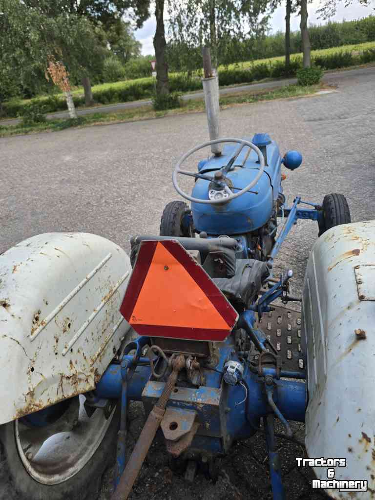 Tractor / Trekker Fordson Dexta
