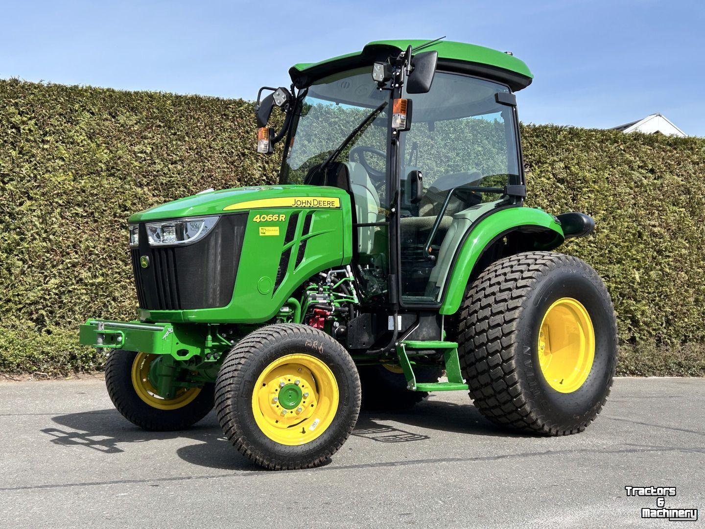 Smalspoor tractor John Deere 4066R