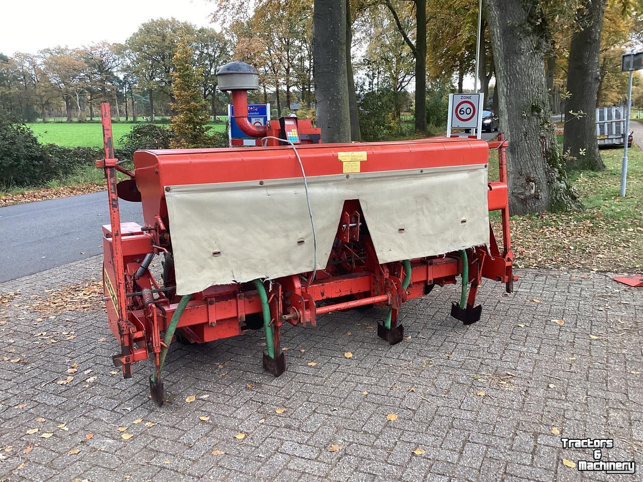 Zaaimachine Becker Aeromat