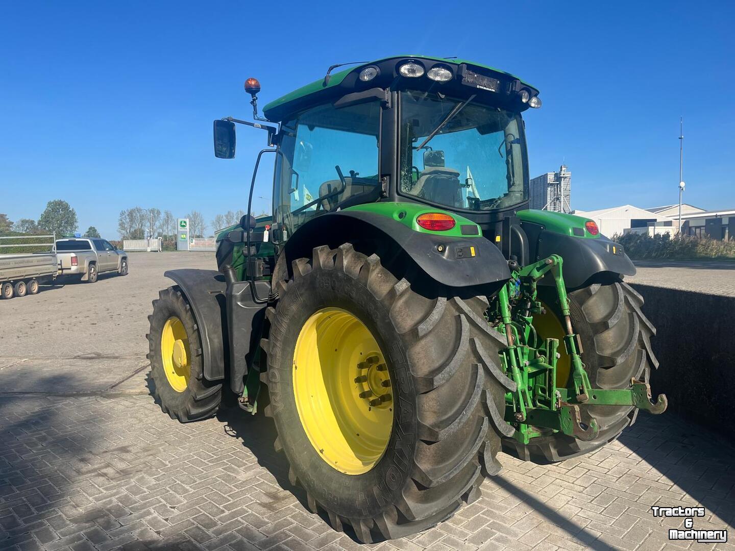 Tractor / Trekker John Deere 6150R