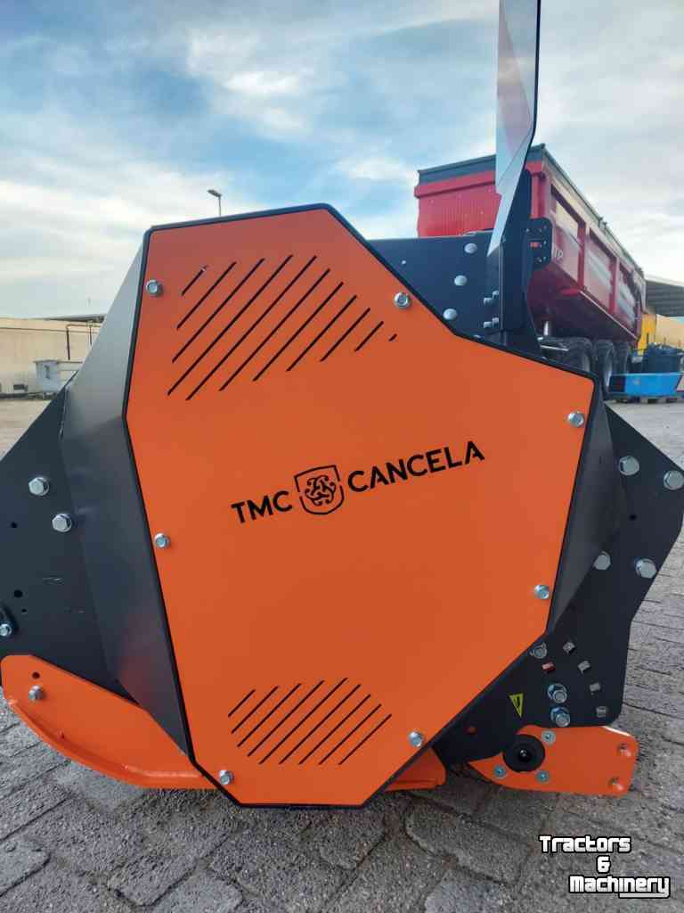 Groenbemester verkleiner TMC Cancela THN-320D frontklepelmaaier
