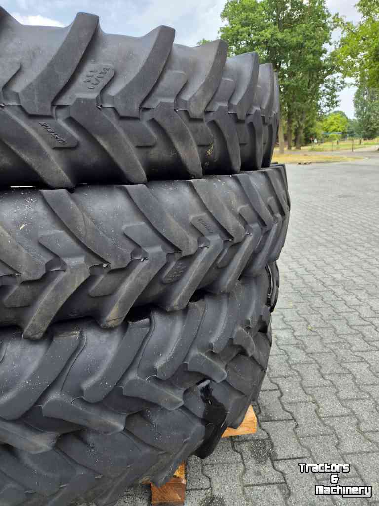 Wielen, Banden, Velgen & Afstandsringen Michelin 4 stuks 320/90R54, cultuurwielen veldspuit