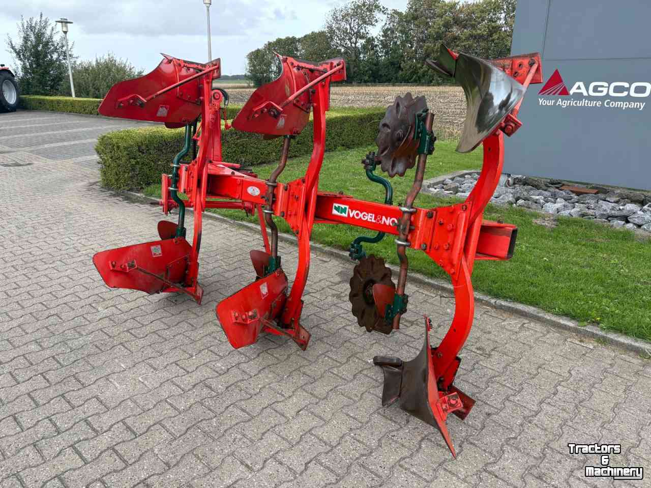 Ploegen Vogel & Noot 3S-MS950