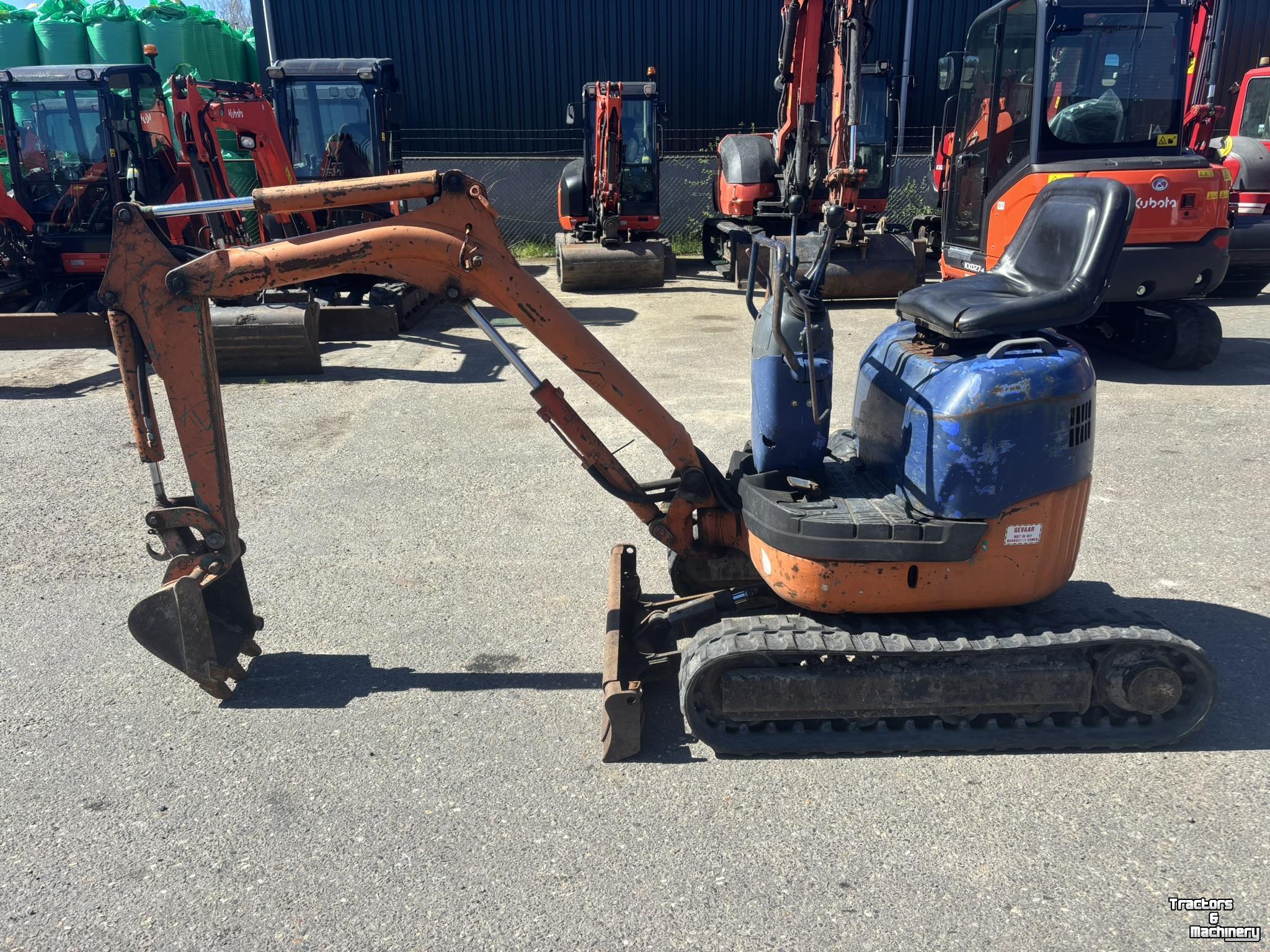 Bandenkraan / Graafmachine op wielen Komatsu PC10MR