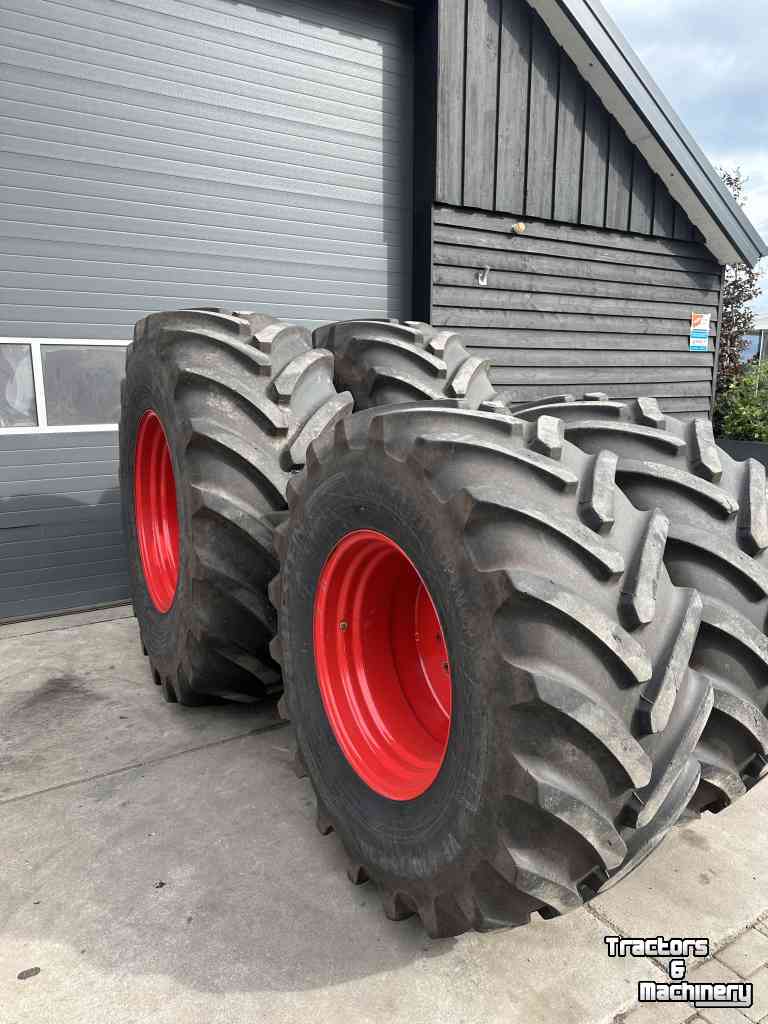 Wielen, Banden, Velgen & Afstandsringen Vredestein 800/70R38 & 620/75R30