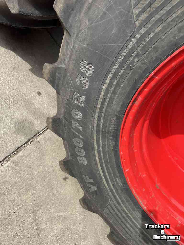 Wielen, Banden, Velgen & Afstandsringen Vredestein 800/70R38 & 620/75R30