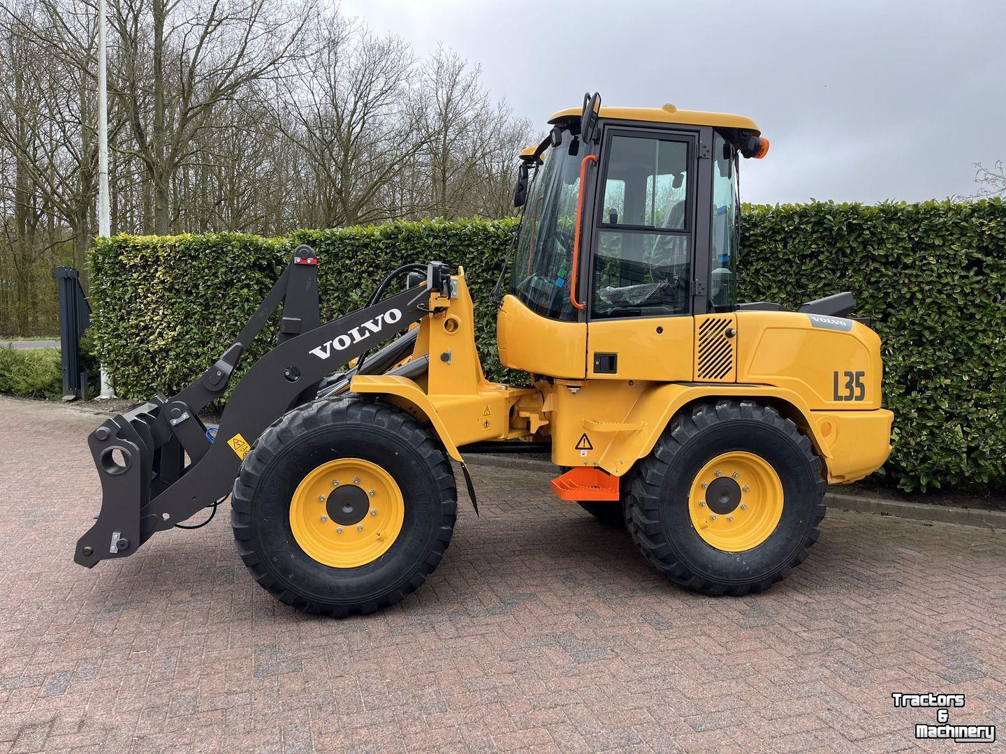 Shovel / Wiellader / Kniklader Volvo L35HT