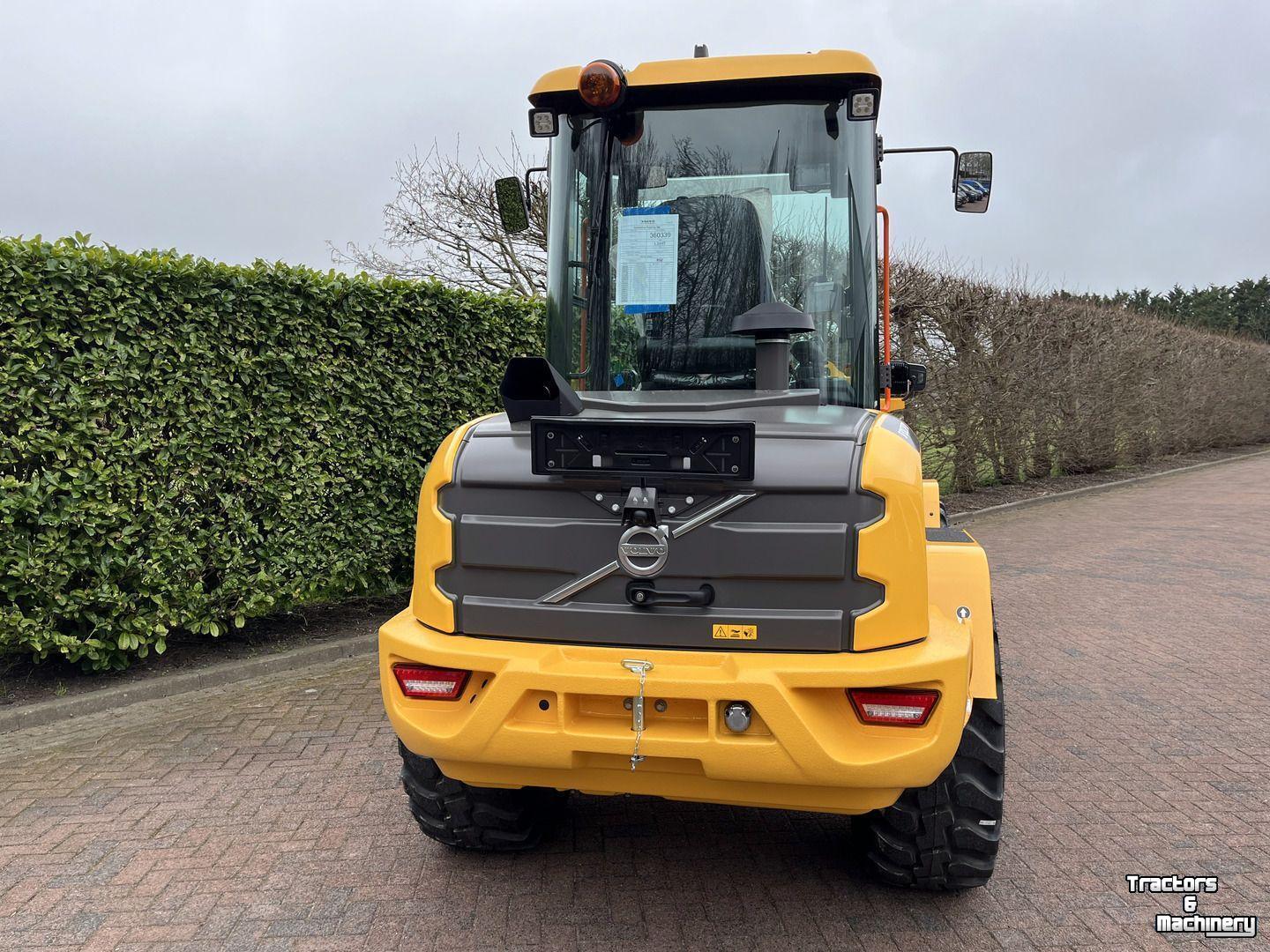 Shovel / Wiellader / Kniklader Volvo L35HT