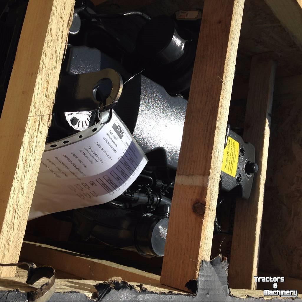 Motor New Holland T6050 motor 2 stuks NIEUW!
