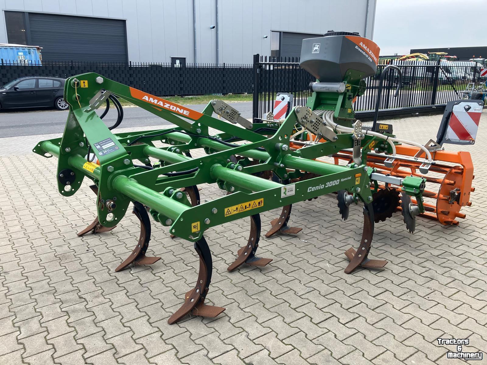 Cultivator Amazone Cenio 3000 met kooirol SW 600 & GreenDrill 200-E