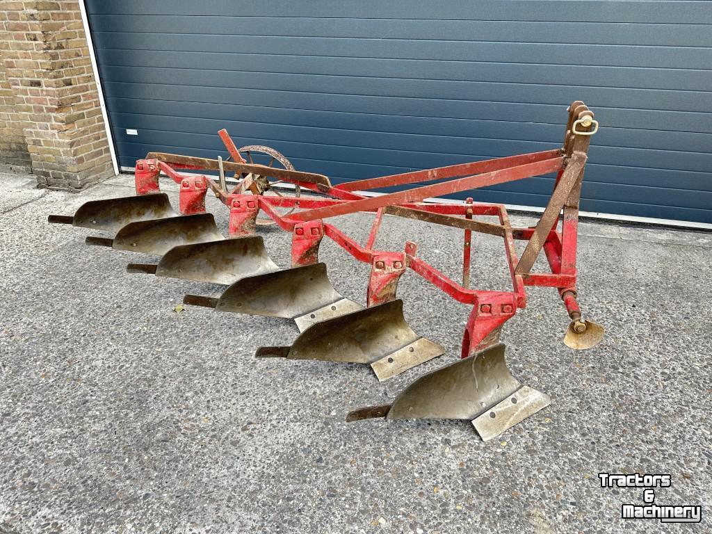 Ploegen  STOPPELPLOEG