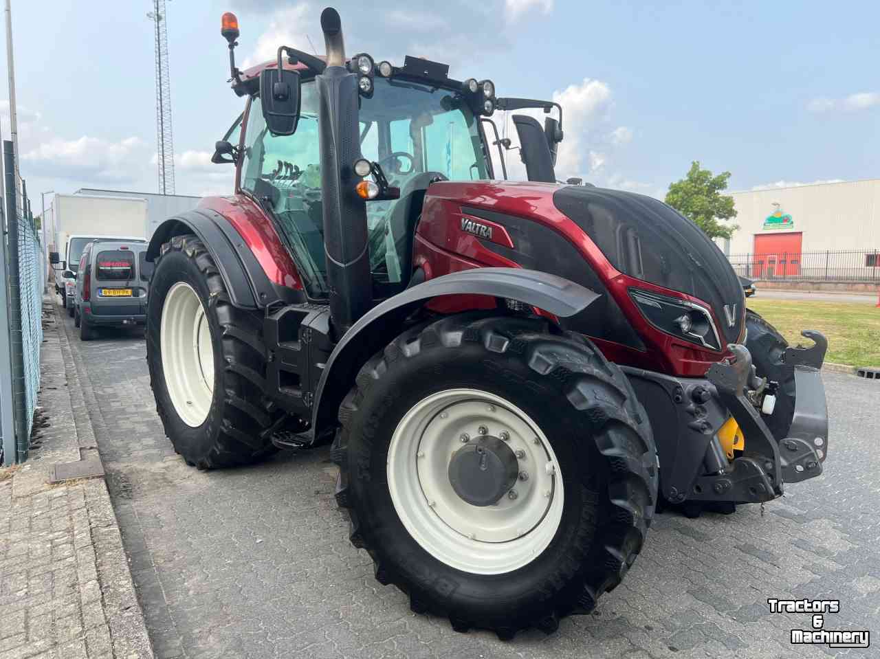 Tractor / Trekker Valtra T194A Twintrac *VERKOCHT*
