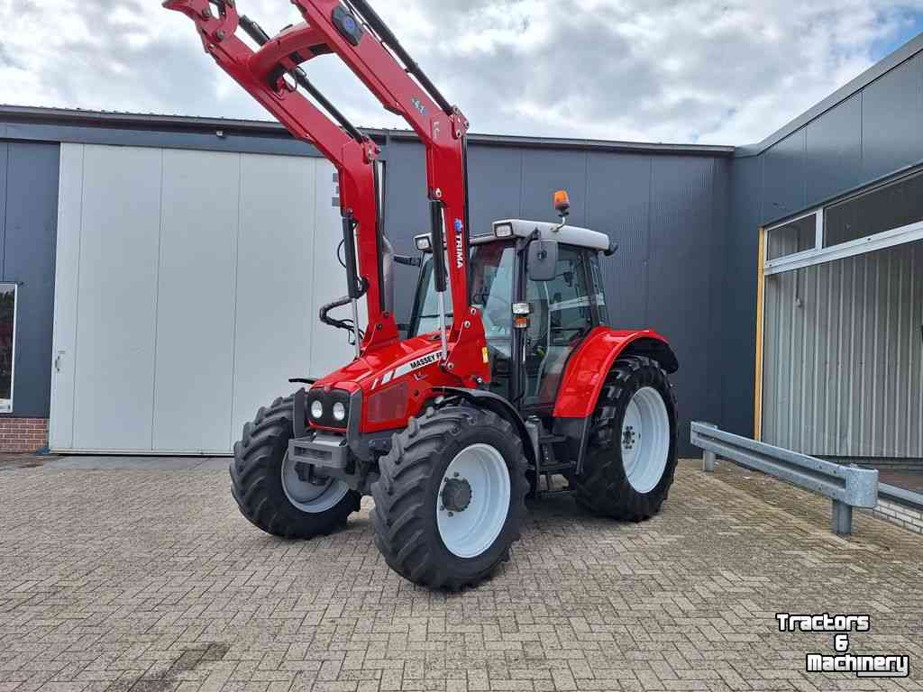 Tractor / Trekker Massey Ferguson 5455 DYNA-4