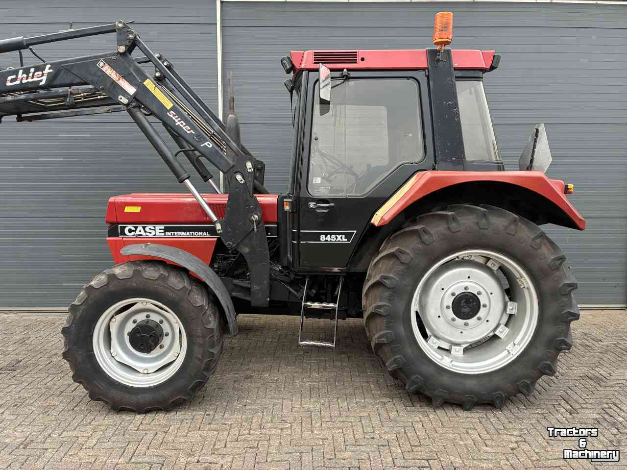 Tractor / Trekker Case-IH 845 XLA