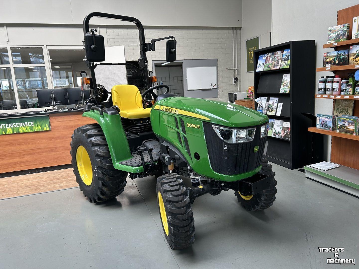 Smalspoor tractor John Deere 3038E