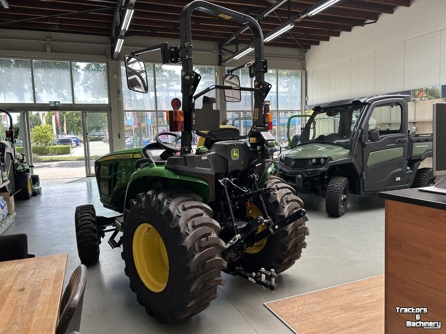 Smalspoor tractor John Deere 3038E