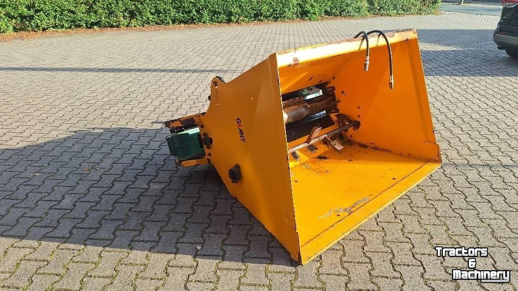 Voerdoseercontainer Giant mestverdeelbak MVB1250