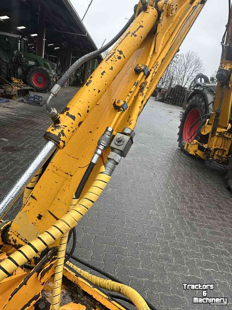 Maaiarm met maaikorf Herder MBK 120S