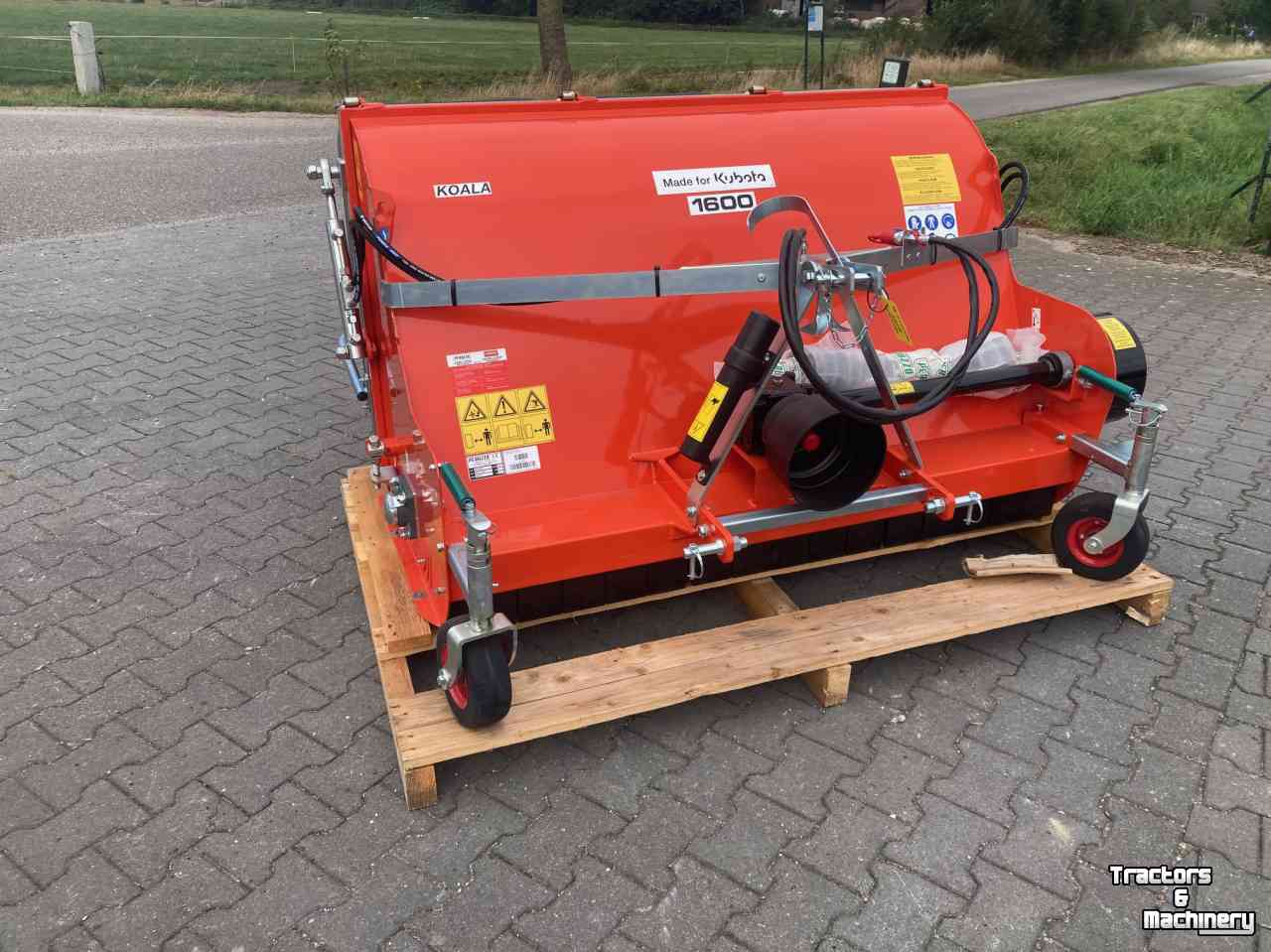 Graszodebeluchter Kubota Koala klepelmaaiers verticuteermachine leverbaar; 1000, 1200,1600