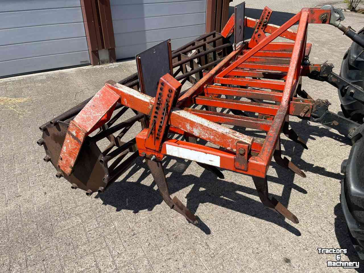 Cultivator Evers Grubber mit Rohrstabwalze