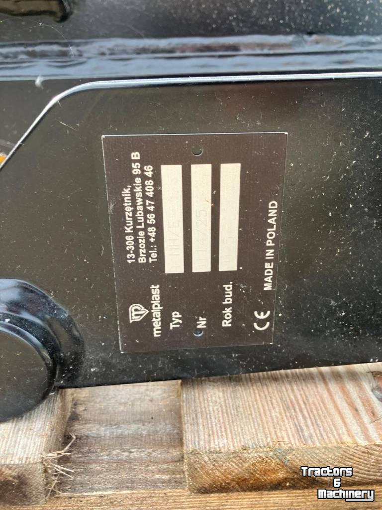 Overige traktoren en toebehoren  metalplast Adapter CNH naar Euro