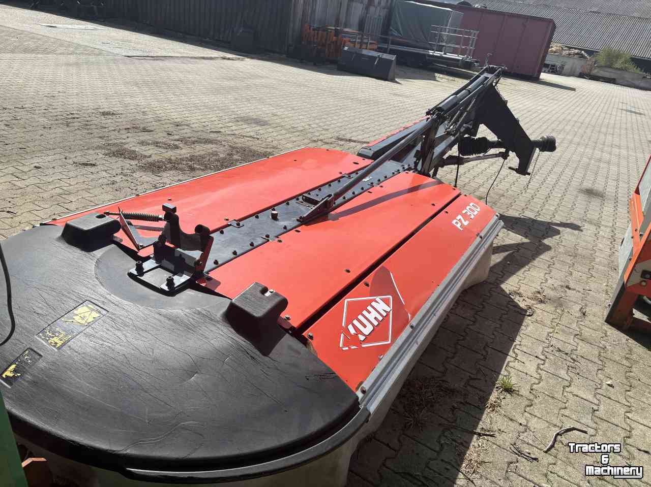 Maaier Kuhn Pz 300