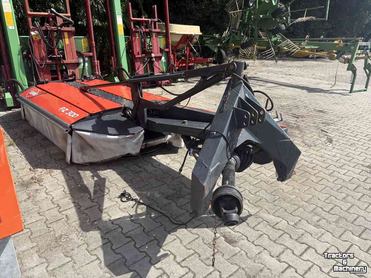 Maaier Kuhn Pz 300
