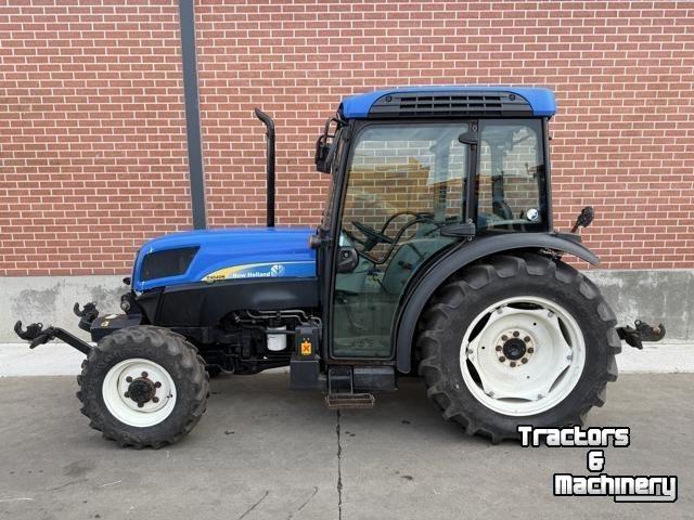 Tractor / Trekker New Holland T4040N