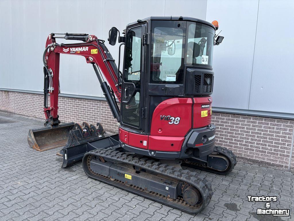 Mini-graver / Mini-graafmachine Yanmar VIO38-6