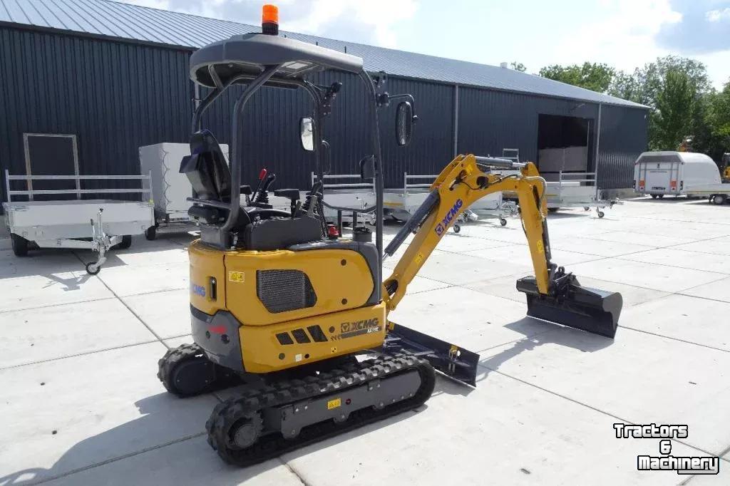 Graafmachine XCMG rupskraan Caopy XE19E