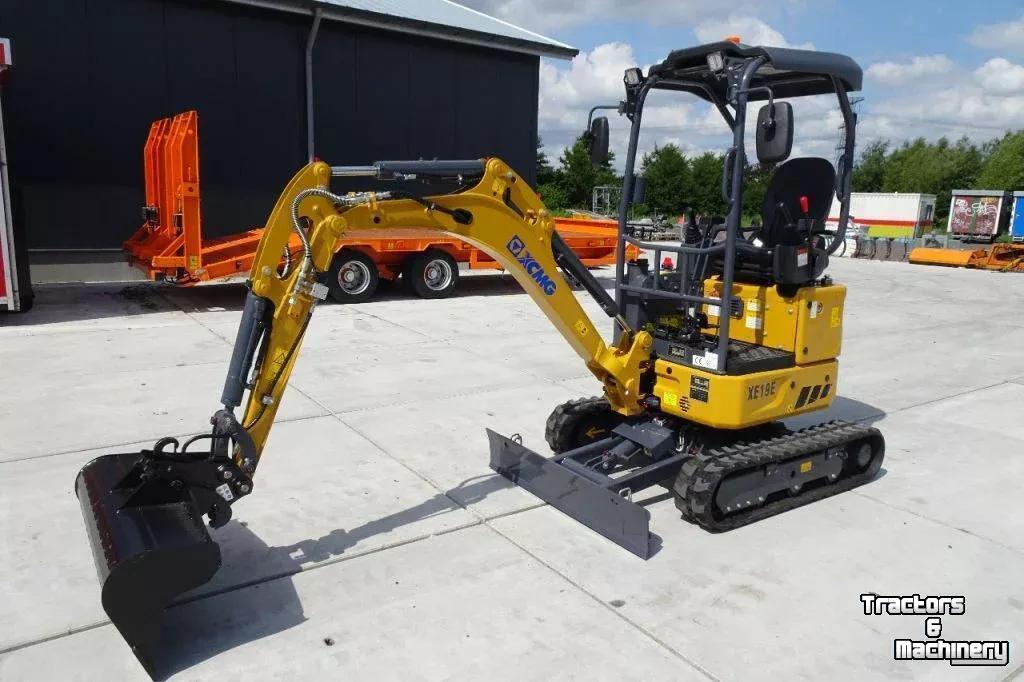 Graafmachine XCMG rupskraan Caopy XE19E