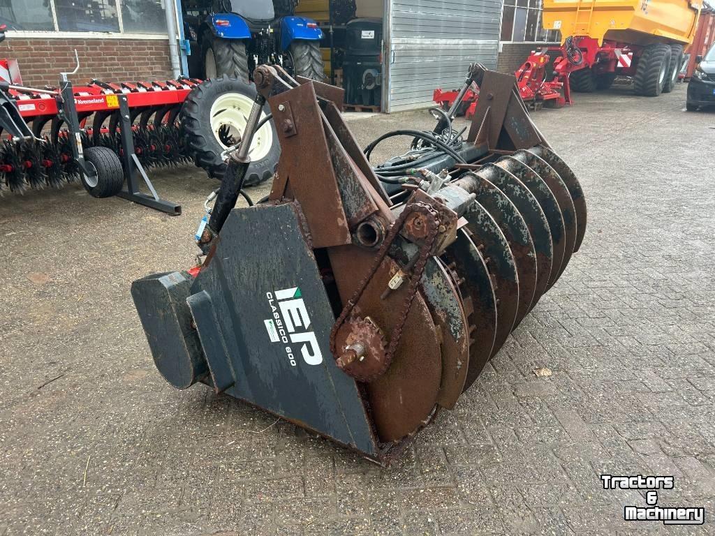 Voermengwagen Vertikaal  IEP Classico 600 bak / bietenbak