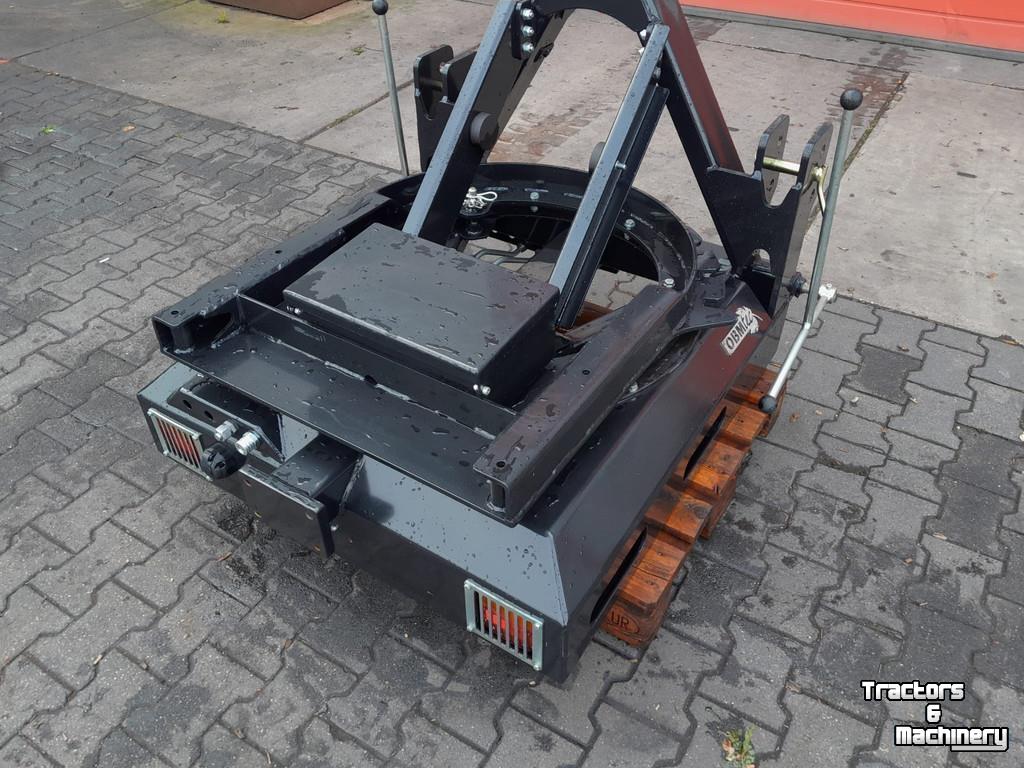 Houtversnipperaar TP 200 driepuntsbok draaibaar