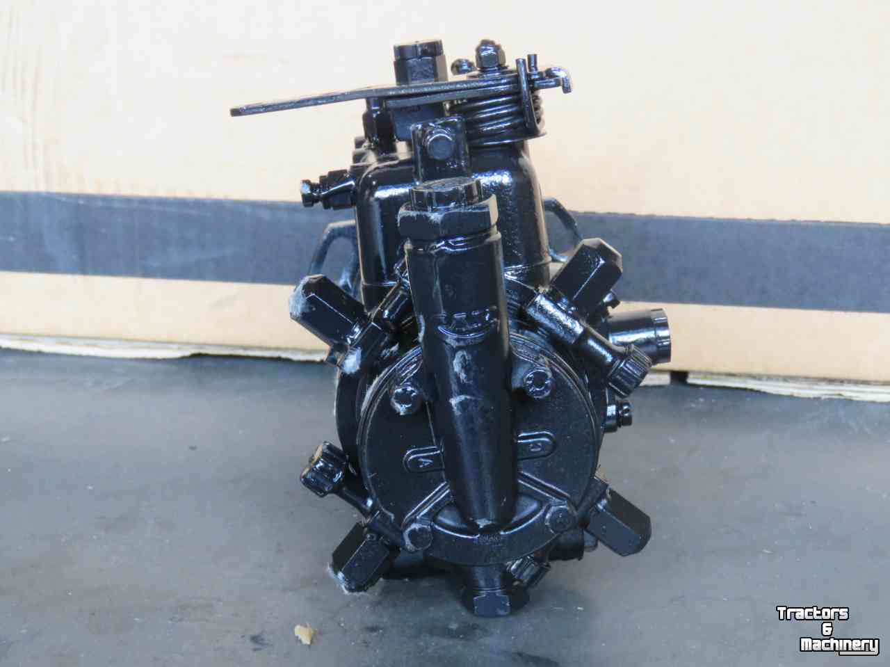 Tractor / Trekker Ford Brandstofpomp Ford E2NN9A543LBR