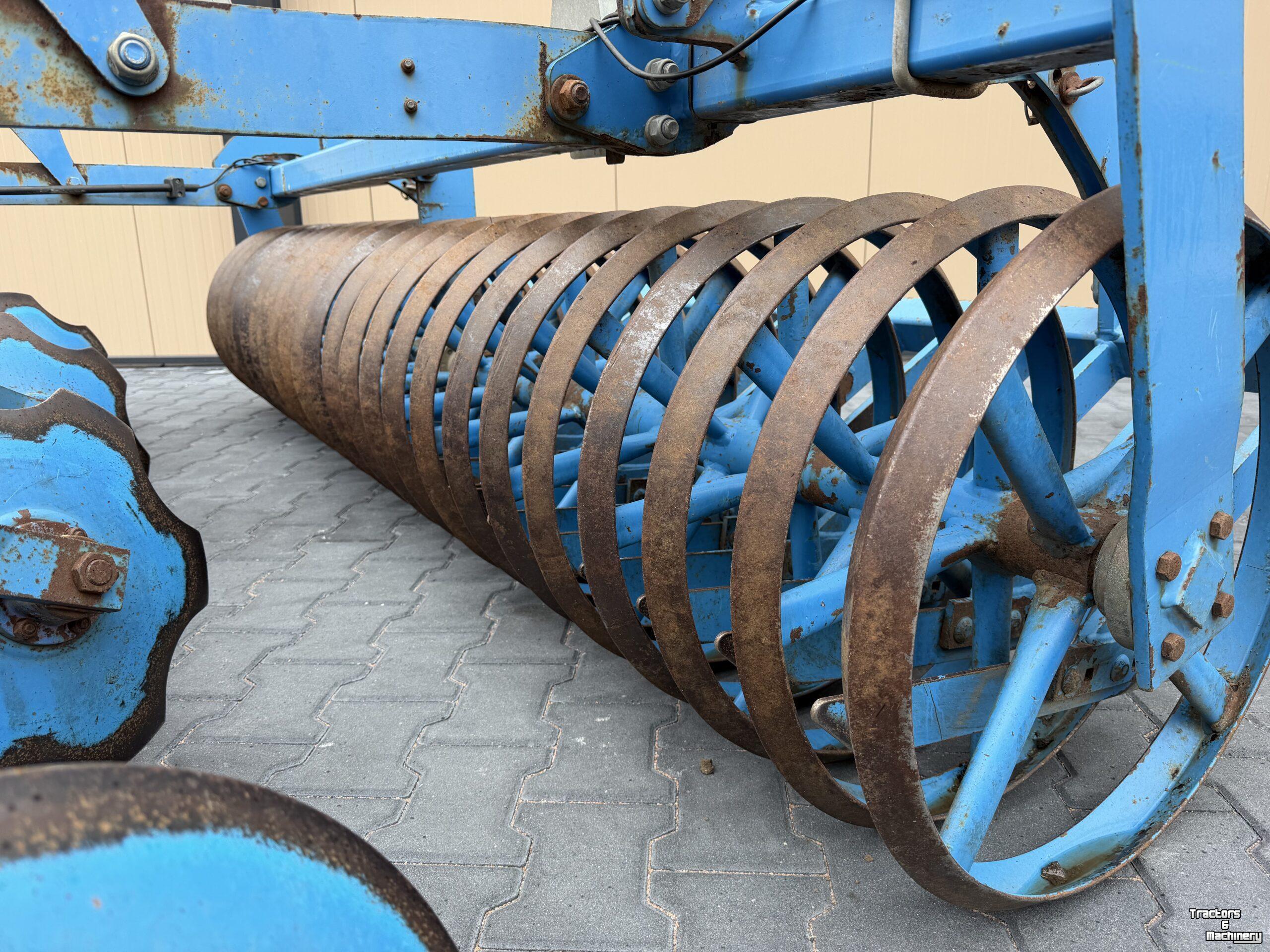 Cultivator Lemken Karat 9/300