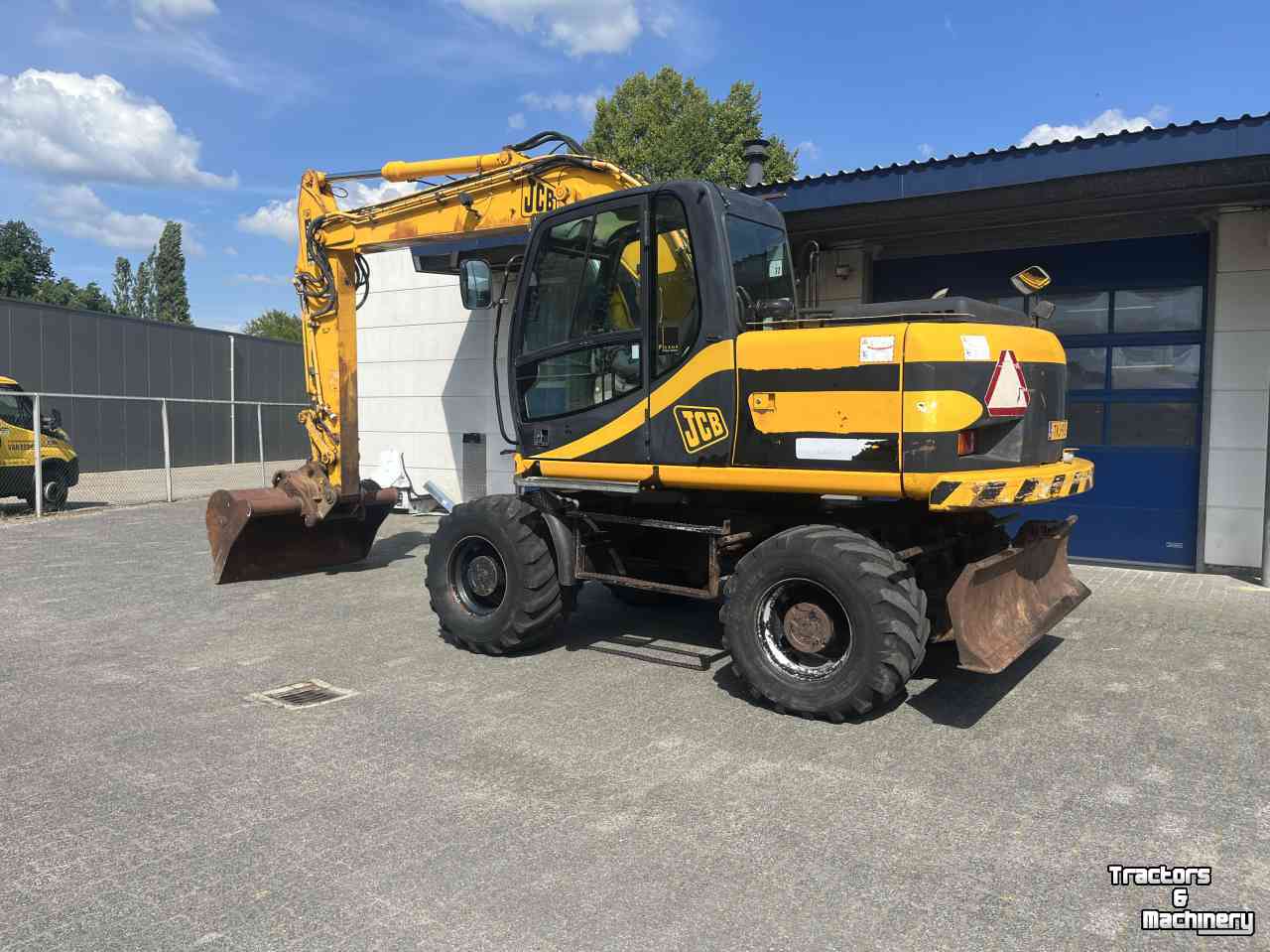 Bandenkraan / Graafmachine op wielen JCB JS145W