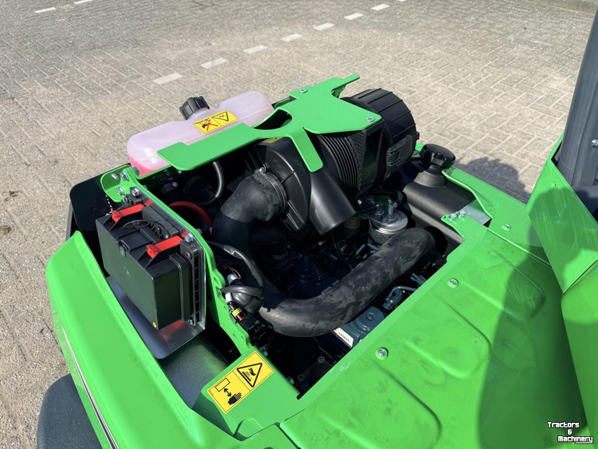 Shovel / Wiellader / Kniklader Avant 528 TDL