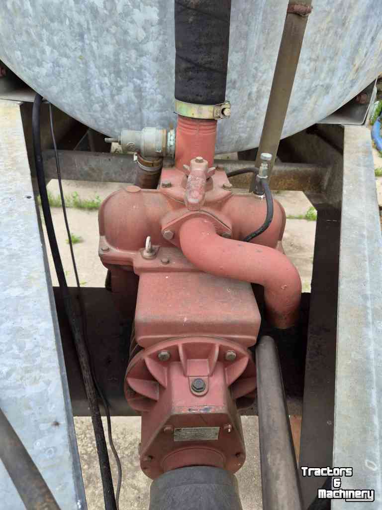Mesttank Peecon giertank, vacuumtank, 6000 liter