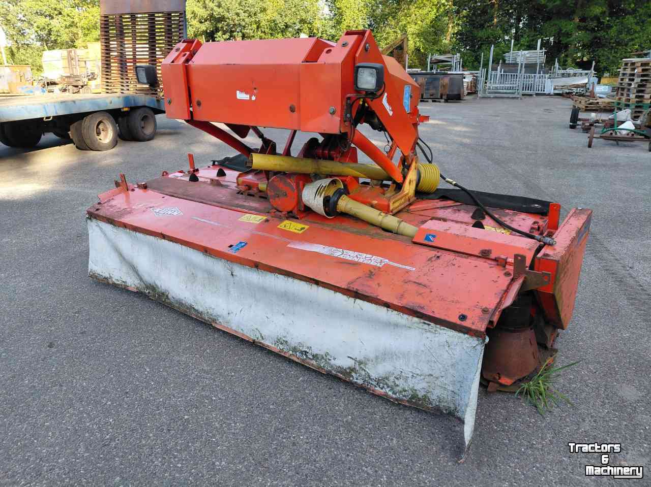 Maaier Kuhn FC313
