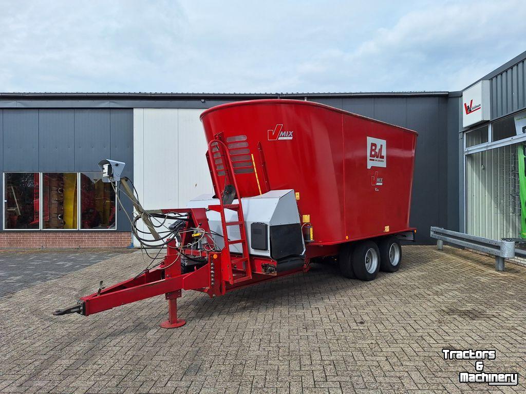 Voermengwagen BVL V-MIX 24-2S
