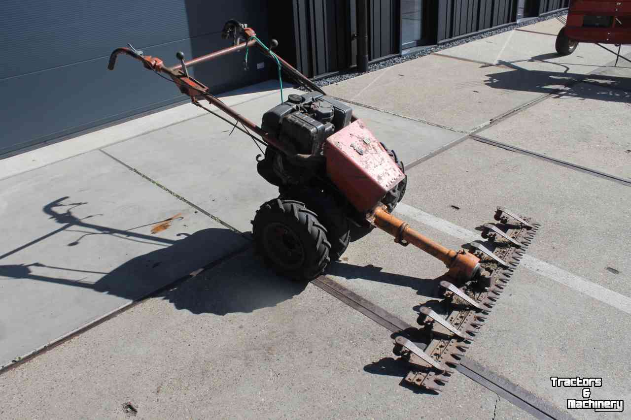 Tweewielige tuintractor Bucher M300 2-wielige trekker 2-wieler tractor met maaibalk
