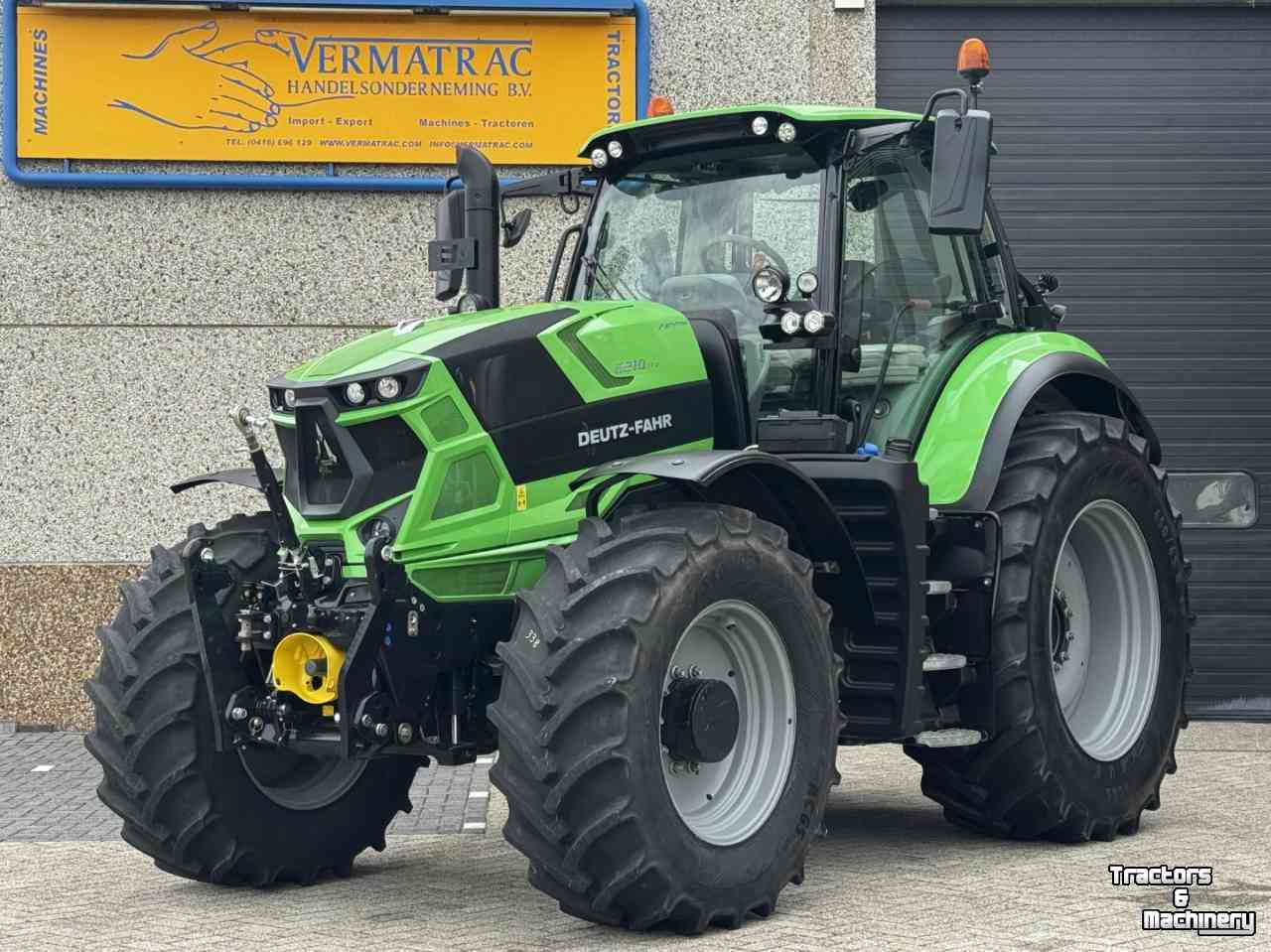 Tractor / Trekker Deutz-Fahr Agrotron 6210 TTV vario Stage V Fronthef+pto Lucht Hydr rem GPS 1382u