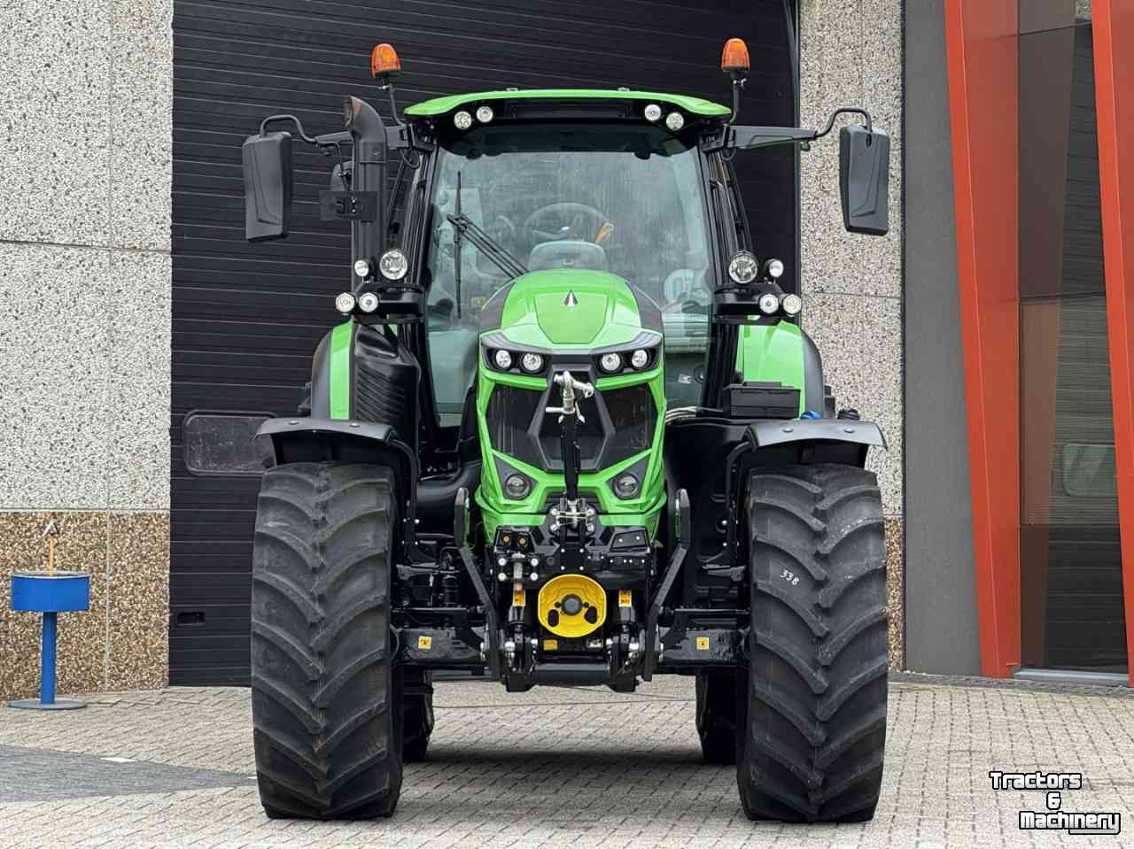 Tractor / Trekker Deutz-Fahr Agrotron 6210 TTV vario Stage V Fronthef+pto Lucht Hydr rem GPS 1382u