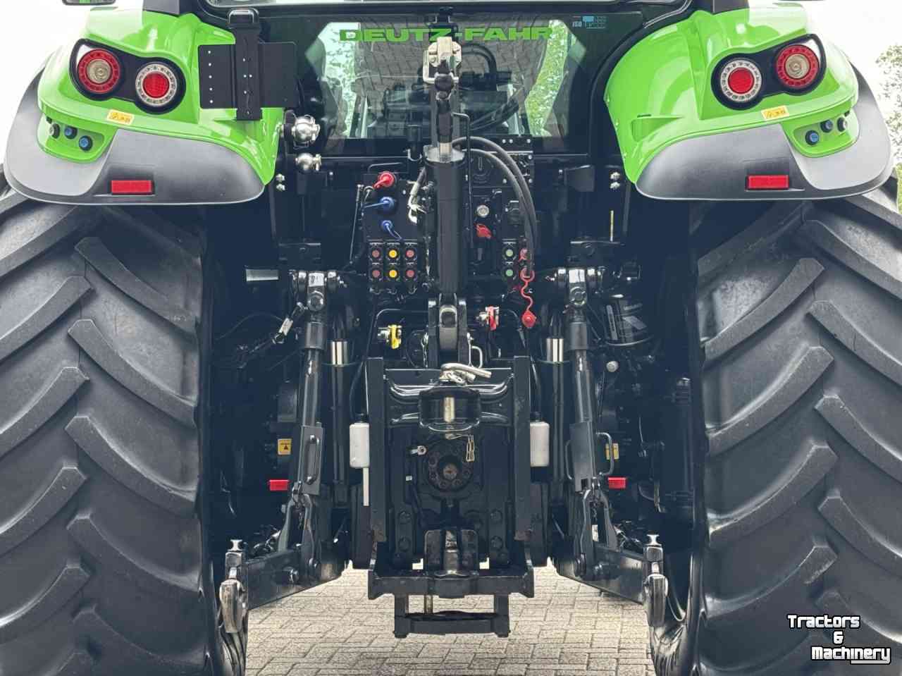Tractor / Trekker Deutz-Fahr Agrotron 6210 TTV vario Stage V Fronthef+pto Lucht Hydr rem GPS 1382u